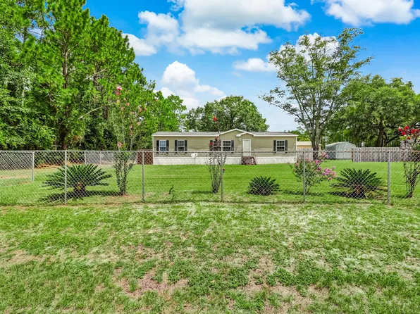 840 Altman Rd, Folkston, GA 31537