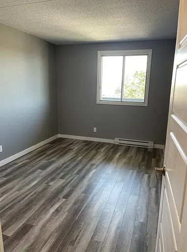 1421 Brookdale Ave #1A — Photo 5