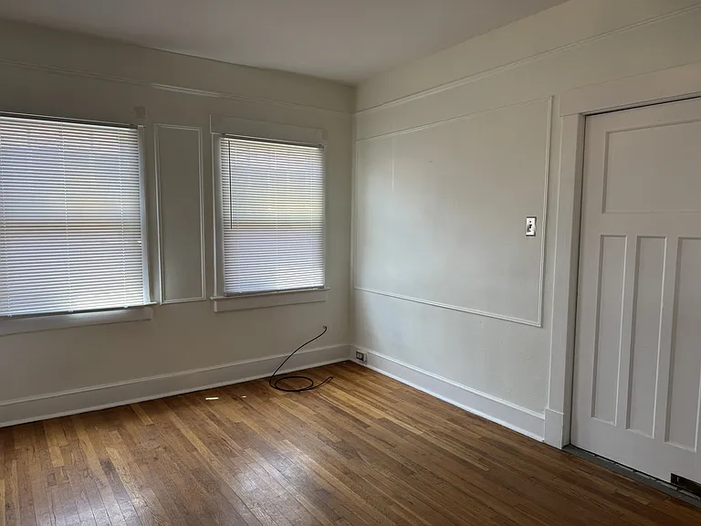 1606 Hawthorne St — Photo 8