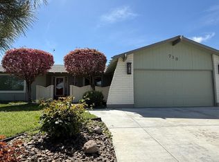 713 W 25th Ave, Kennewick, WA 99337