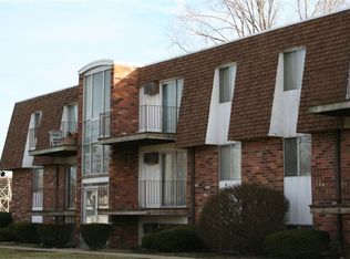 615 Fremont Rd APT H, Port Clinton, OH 43452