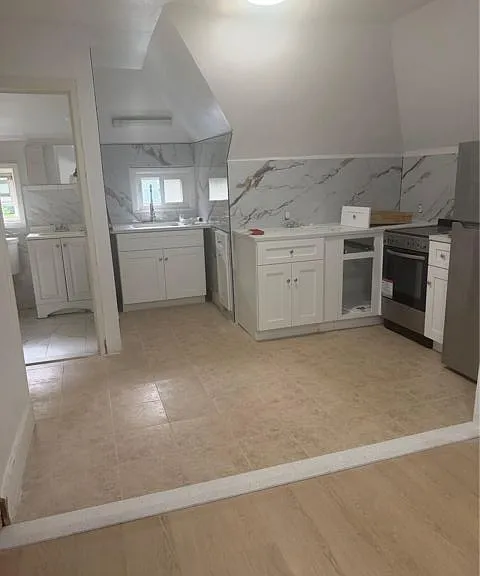 148 Claremont Ave — Photo 2