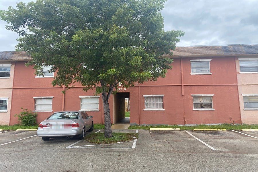 1st image of 101 NE 41st St APT E88