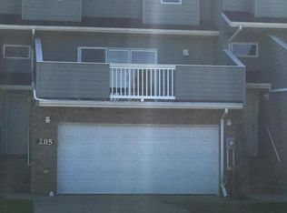 2115 26th Ave S, Grand Forks, ND 58201