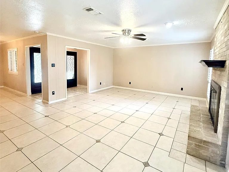 14906 Brookpoint Dr — Photo 5