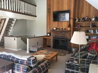 535 Williams Ln #B, Hartford, VT 05047