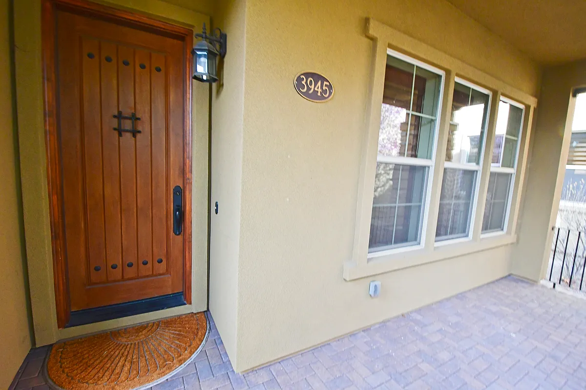 Building Photo - 3945 San Donato Loop