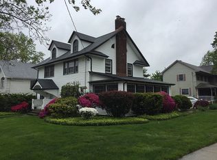 22004 40th Ave, Bayside, NY 11361