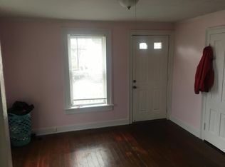 9 Starr Ave, Danbury, CT 06810