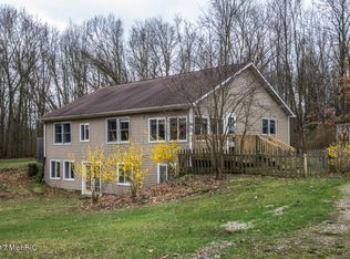 53683 Pulver Rd, Three Rivers, MI 49093