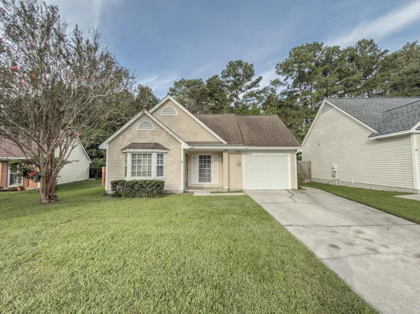 136 Alston Cir, Goose Creek, SC 29445
