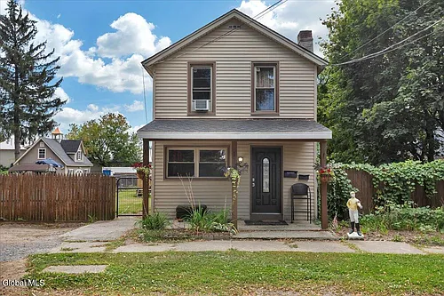 68 Marvin St Photo 1