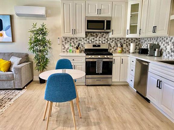 2nd image of 363 N 9th St Unit 2