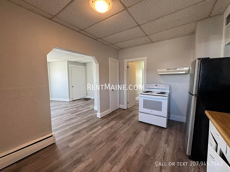 2 bed, $1,250 — Photo 1