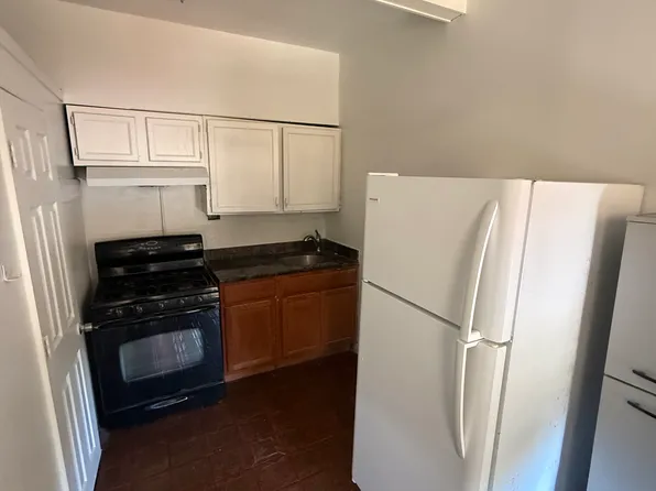 944 Pearl St APT B, Camden, NJ 08102
