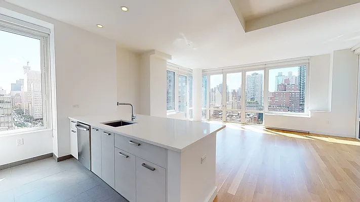 Rented by Bond New York | media 33