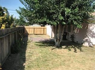 828 Herndon Ave, Modesto, CA 95351