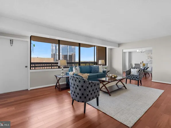 3709 S George Mason Dr APT 1514, Falls Church, VA 22041