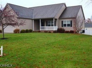594 Catawba Dr, Wadsworth, OH 44281