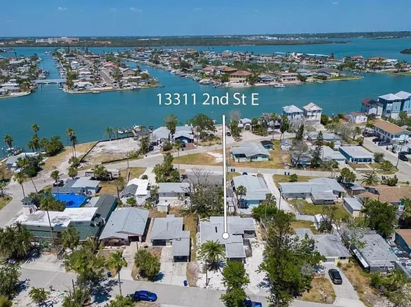 13311 2nd St E #2, Saint Petersburg, FL 33708