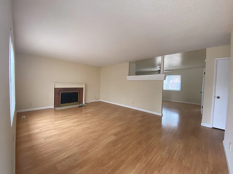5278 Dupont Ave — Photo 2