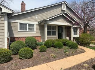 1918 Dewitt Ridge Dr, Chesterfield, MO 63017