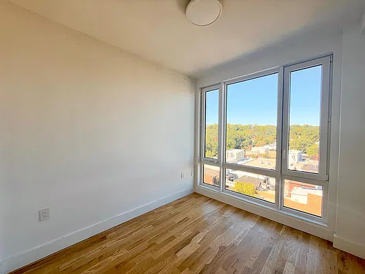 Bedroom, photo 1
