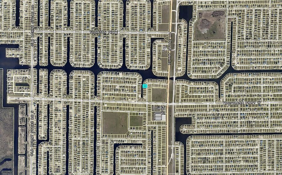 2nd image of 828 NW 33rd Ave