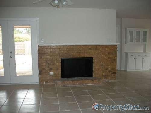 1st image of 2522 Cumberland Dr