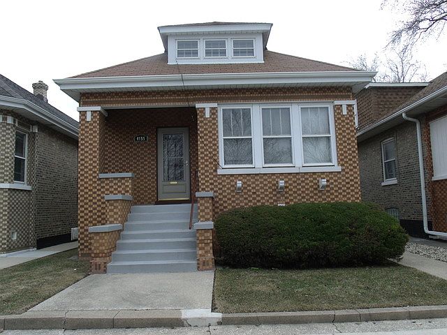 1st image of 4855 S Komensky Ave
