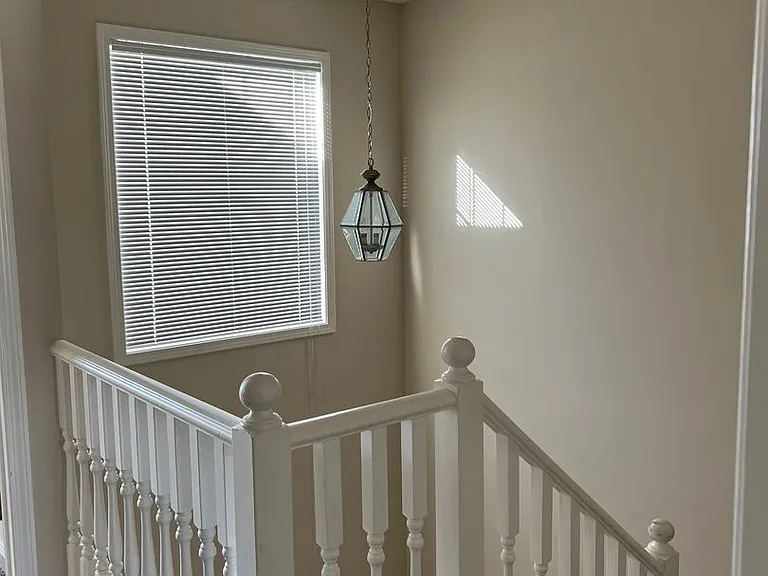 121 S Springview Dr — Photo 7