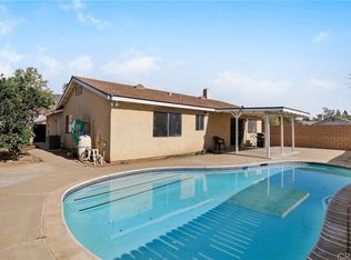 1905 W Universal Ave, San Bernardino, CA 92407