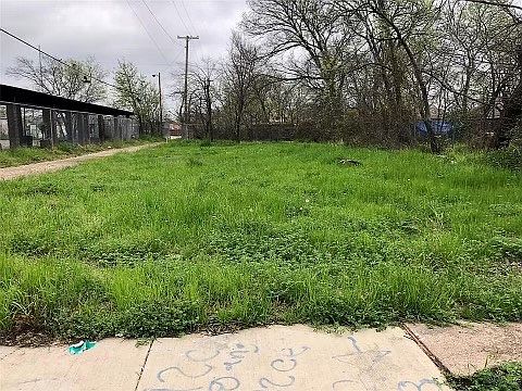 4th image of 3016 Myrtle St