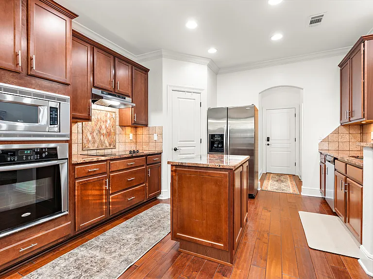 3107 Sweetwater Cv #1 — Photo 9