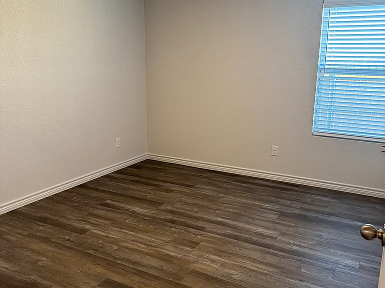 5706 McGregor Ct — Photo 7