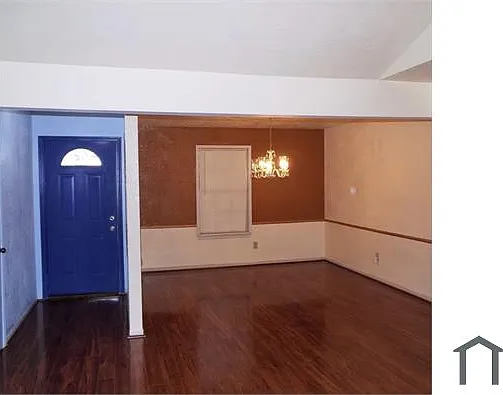 2402 Rambling Brook Dr — Photo 2