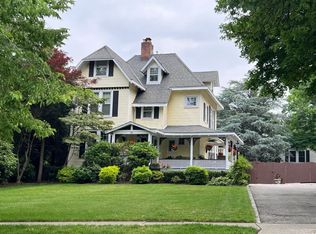 81 Hawthorne Pl, Montclair, NJ 07042