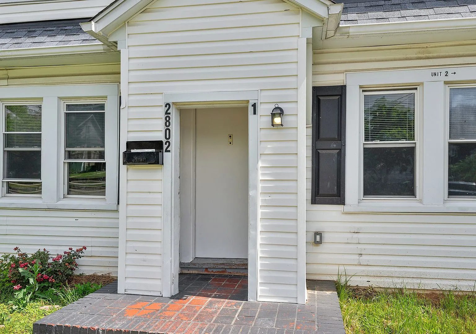 2802 Berwick Avenue — Photo 3