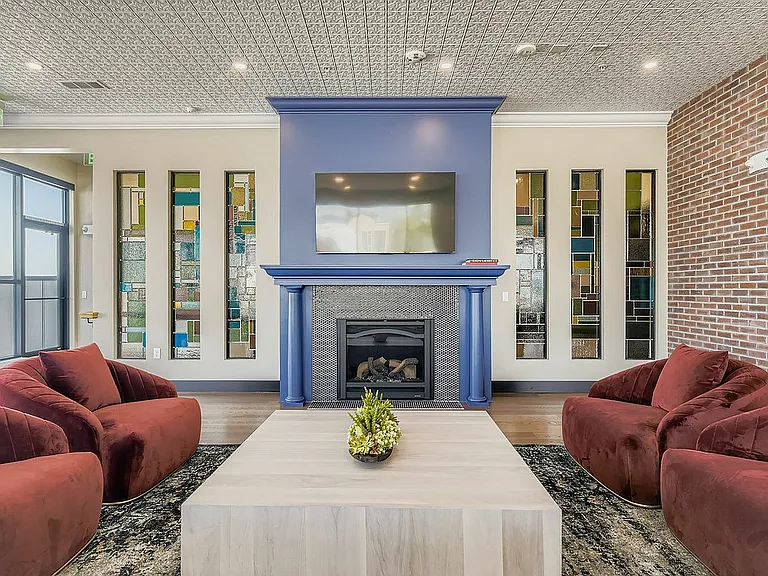 Statement Design with a Relaxed Vibe