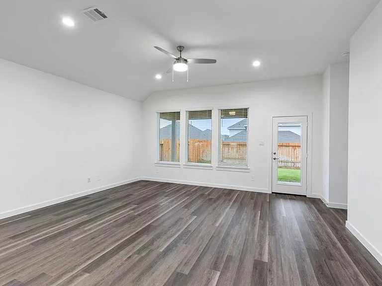 1589 Oakdale Crest Rd — Photo 15