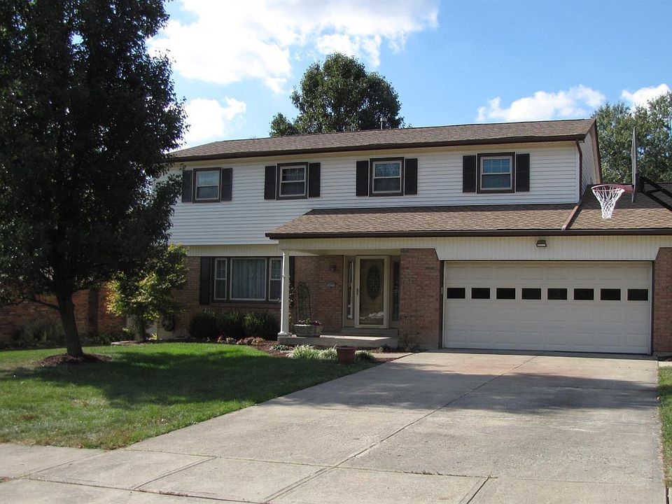 1st image of 10711 Silverbrook Dr
