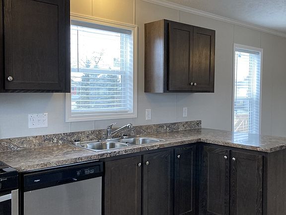 3rd image of 38000 Le Chateau Blvd #132