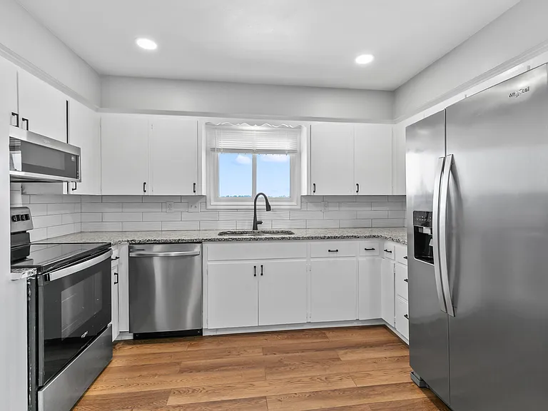 4505 Bancroft St — Photo 6