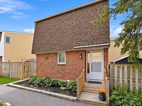 248 Salter Cres, Ottawa, ON K2K 1Z2