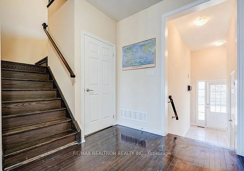 3 bed, $3,500 — Photo 3