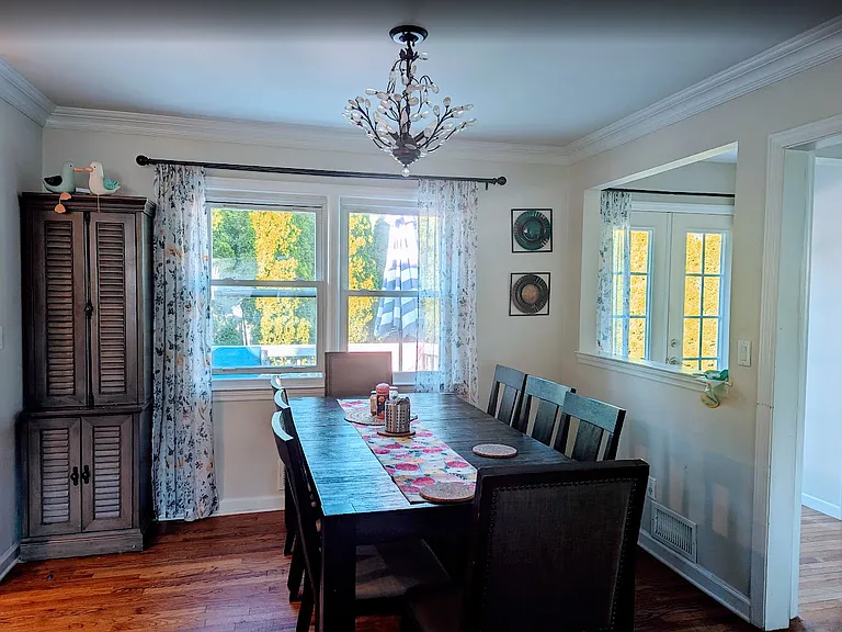122 Village Cir W — Photo 5