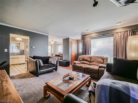 4th image of 4307 W 181st St