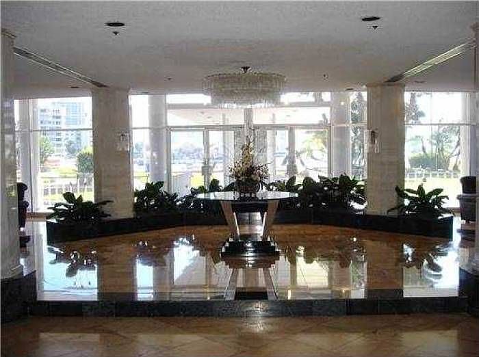 Art Deco Lobby