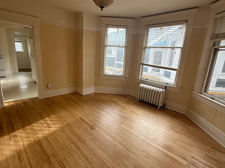 720 N 8th St #4 — Photo 12