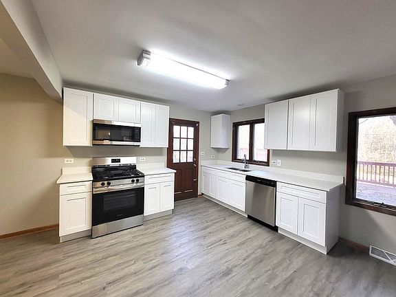 5th image of 725 Braemar Rd